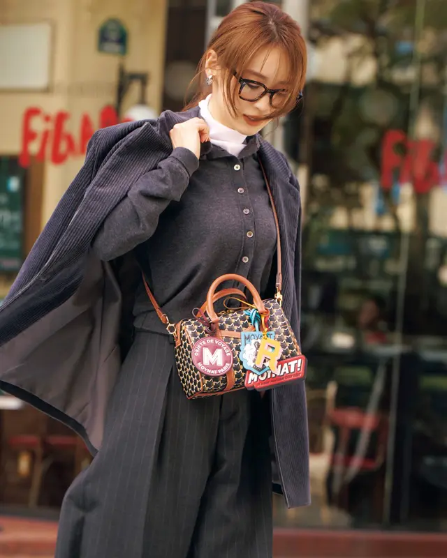 コーデュロイジャケット×襟付きカーデ×パンツ