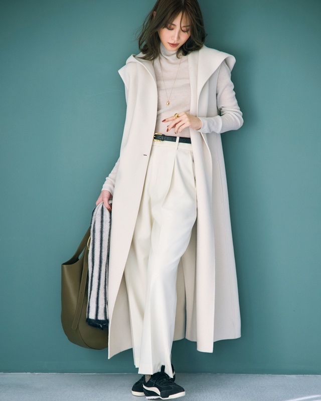 黒スニーカーコーデ