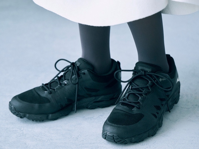 スニーカー×ソックス・タイツコーデ