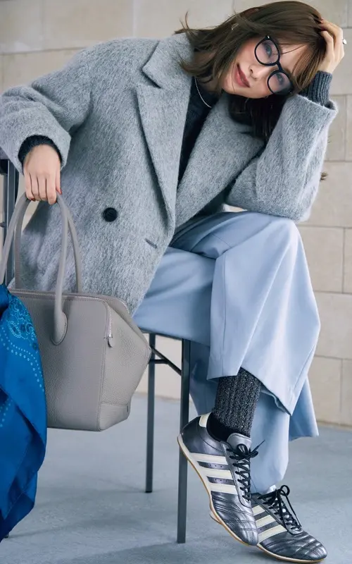 グレースニーカーコーデ