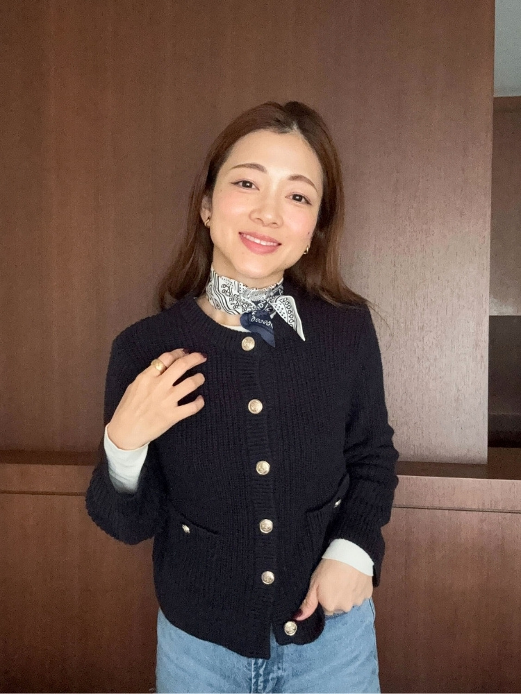 結び目を出したコーデの完成写真