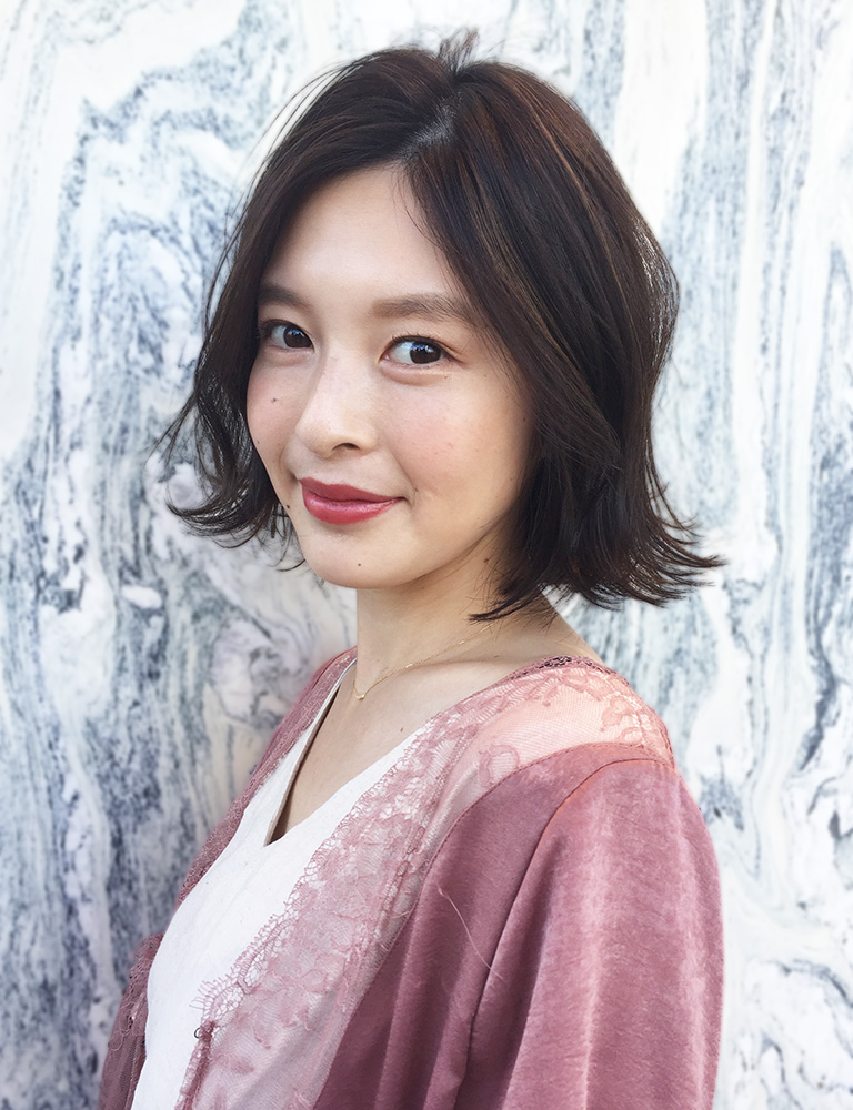 立体感のあるボブのこなれ感を演出！