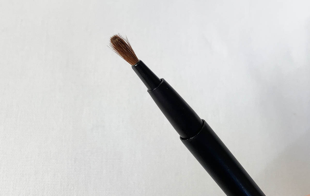 ダイソーの「ごくふわっ リップブラシ(スライド式)」のブラシ部分