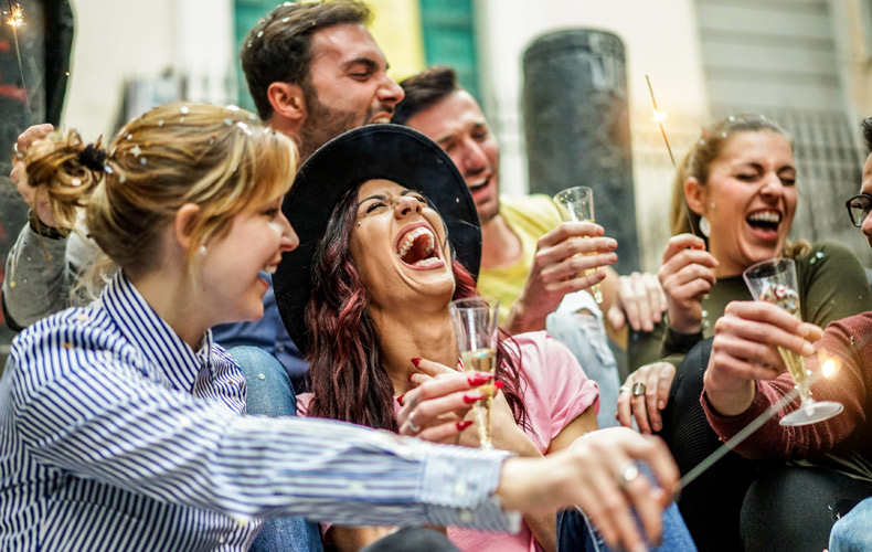 笑顔の練習をする