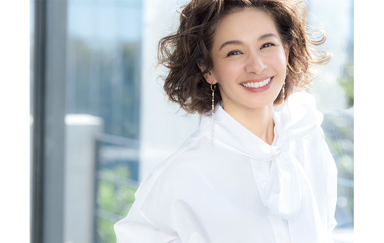 凛とした綺麗な女性