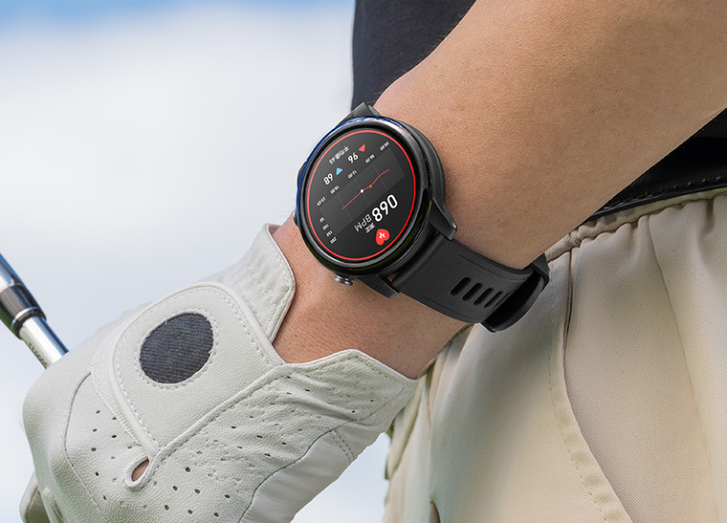 ゴルフウォッチGW20を着用した人