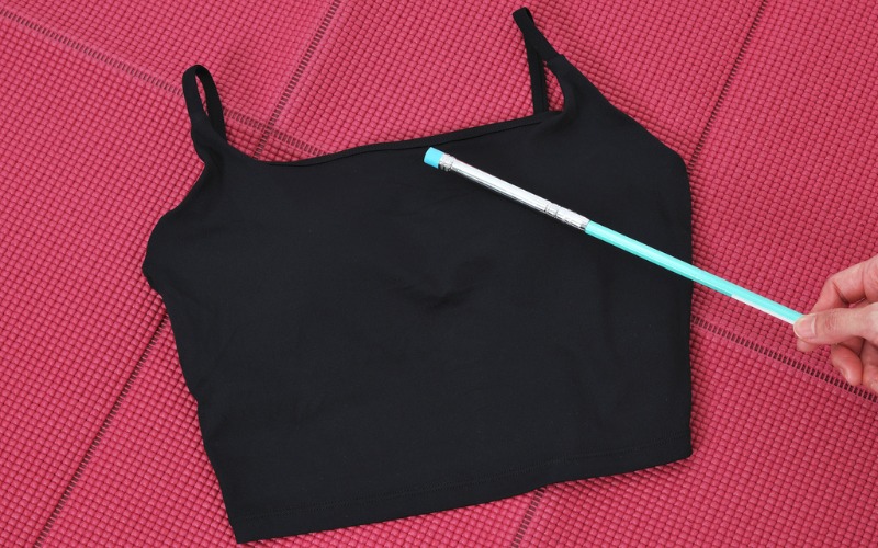 ヨガブラ：胸もと