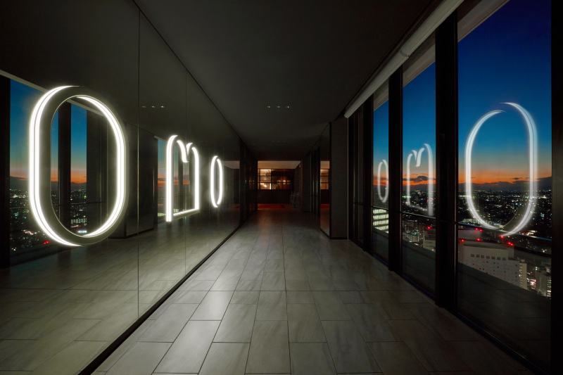 OMO5横浜馬車道　横浜の夜景を一望できるエリア