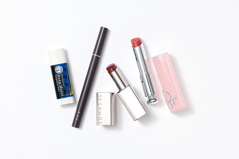 リップなどのコスメ類