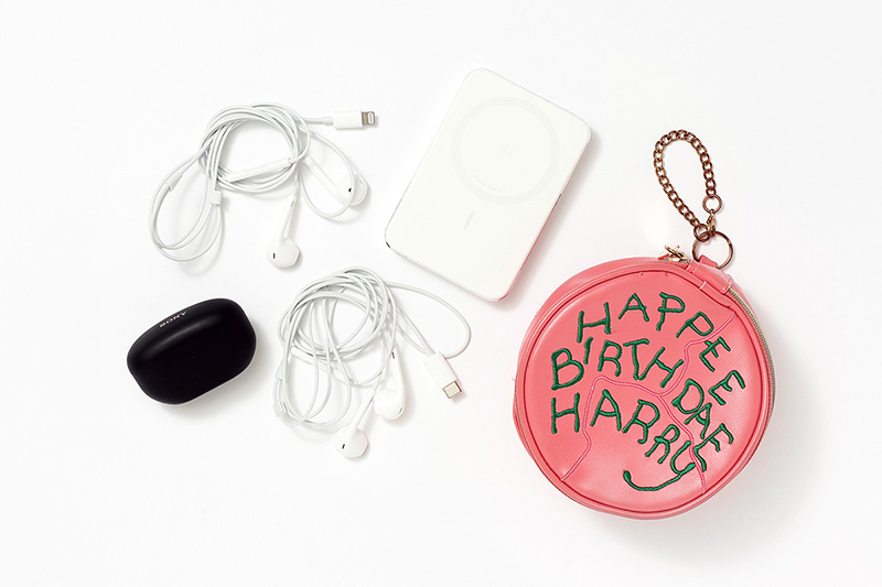 ハリ・ポッターのポーチ・イヤホン・モバイルバッテリー