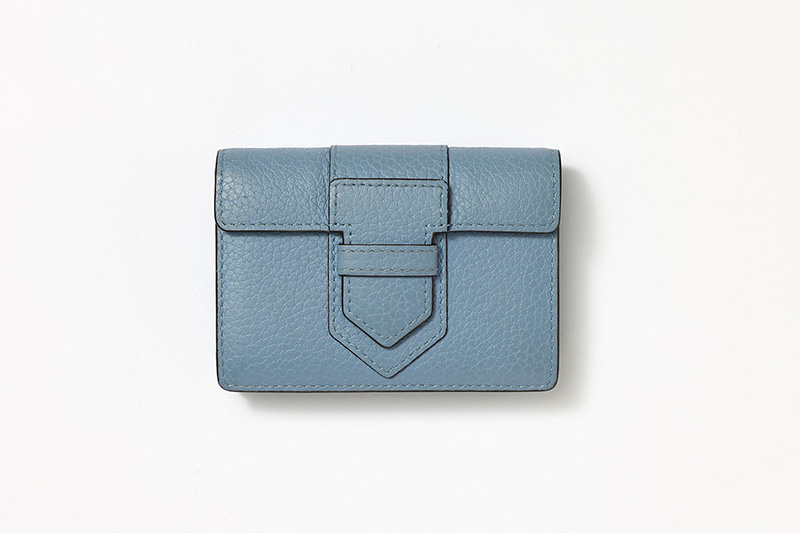 デルヴォーの名刺入れ