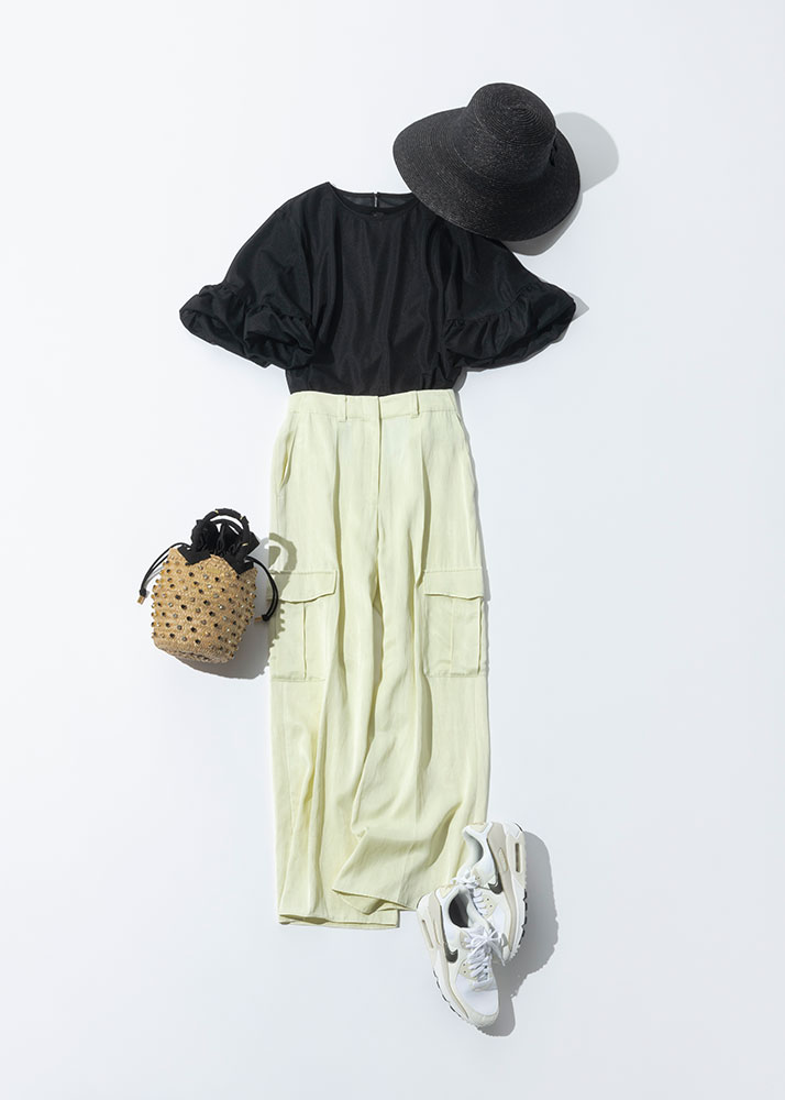 「甘トップス」×カジュアルボトムできれいめアクティブ仕様に！