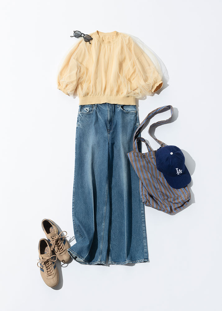 「甘トップス」×カジュアルボトムできれいめアクティブ仕様に！