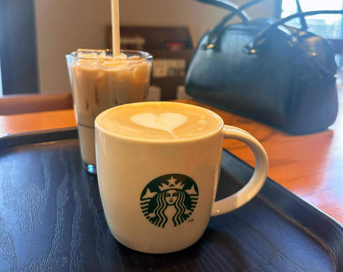 スタバ店内の写真