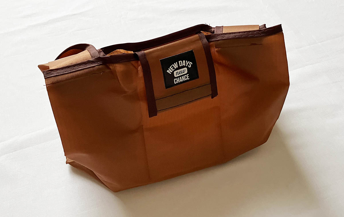 セリアの「CONVENIENCE STORE ECO BAG」