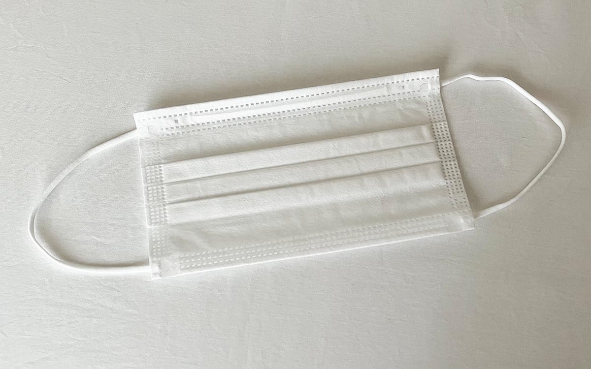 セリアの「不織布キレイマスク(ふつうサイズ)」
