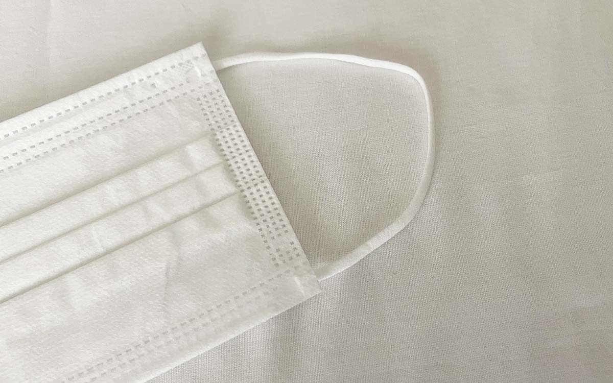 セリアの「不織布キレイマスク(ふつうサイズ)」