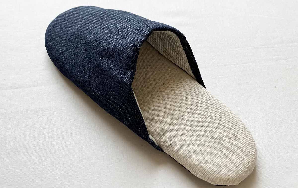 セリアの「ソフトスリッパ（デニム風）」