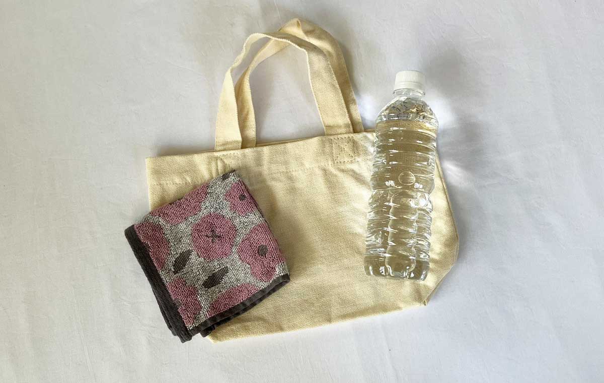 セリアの「キャンパストートバッグ」