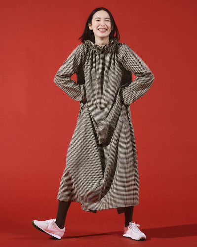 ギャザーネックワンピース