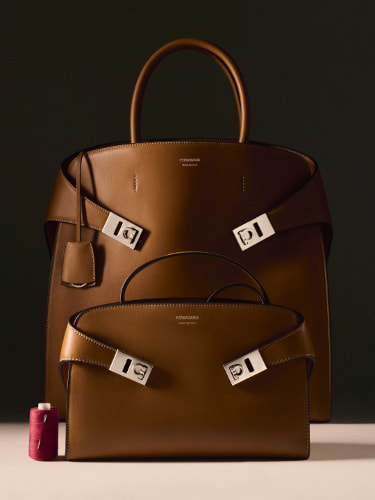 【店舗限定商品】Hug ショルダーバッグ
Hug トートバッグ