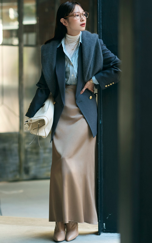 ジャケット×タートルニット×ストライプシャツ×タイトスカート