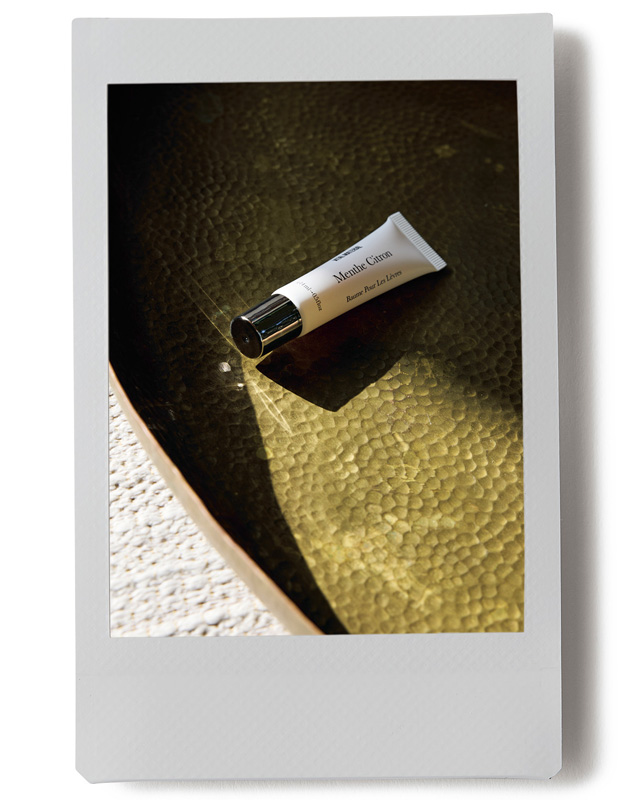 「VITAL MATERIAL」のリップバーム