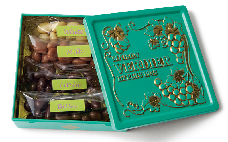 「メゾン・ヴェルディエ」のぶどうのチョコ　アソート缶