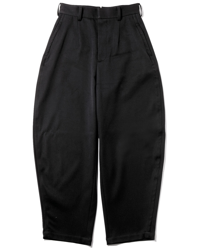 LOEFFのボンタンパンツ