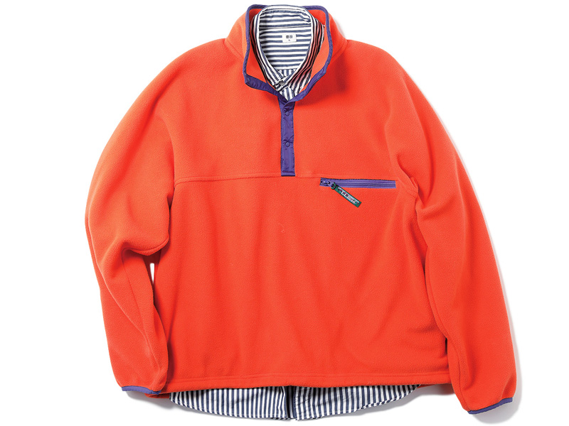 〝L.L.Bean〟のフリースと〝UNIQLO〟のシャツ