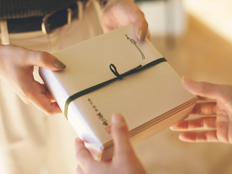 「茅乃舎」の東京銀座限定 茅乃舎だしいなり