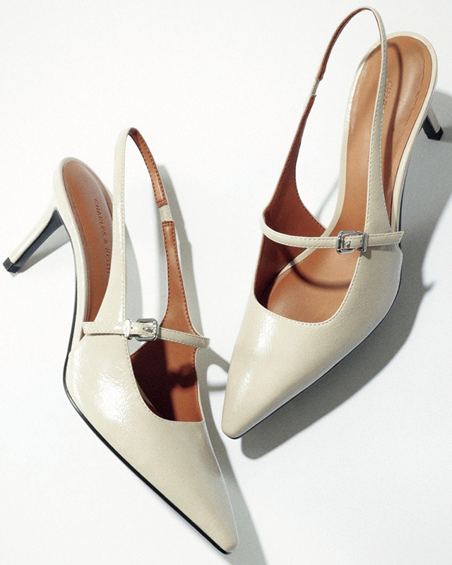 靴［7.5］￥9,900（チャールズ＆キース ジャパン〈CHARLES ＆ KEITH〉）