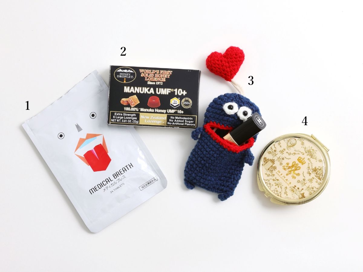 バッグの中の小物