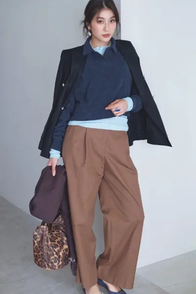 【3/13のコーデ】シンプルだけどかっこいい、差し色レイヤード