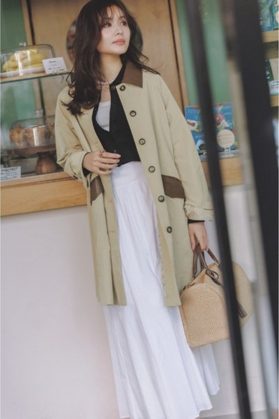 【3/14のコーデ】今っぽさ抜群のレザーカラーコートを、あえてレディな着こなしに投入！