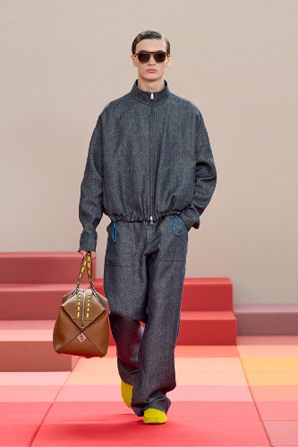 ショーでの着用画像