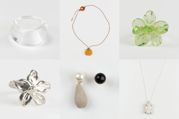 ネックレス、リング、イヤリング