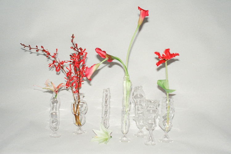 透明のフラワーベース