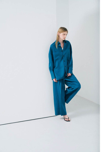 リヨセルライトリネン
限定カラーシャツ、ワイドトラウザー