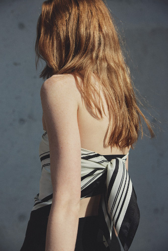 先行販売スカーフ