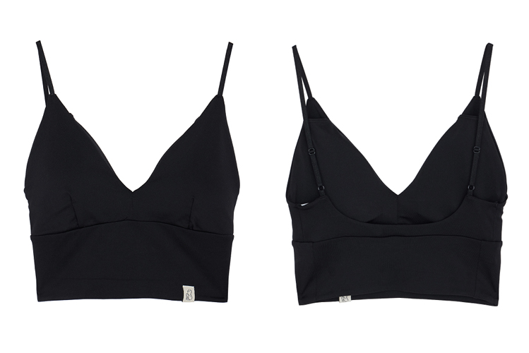 カップ付きキャミ黒