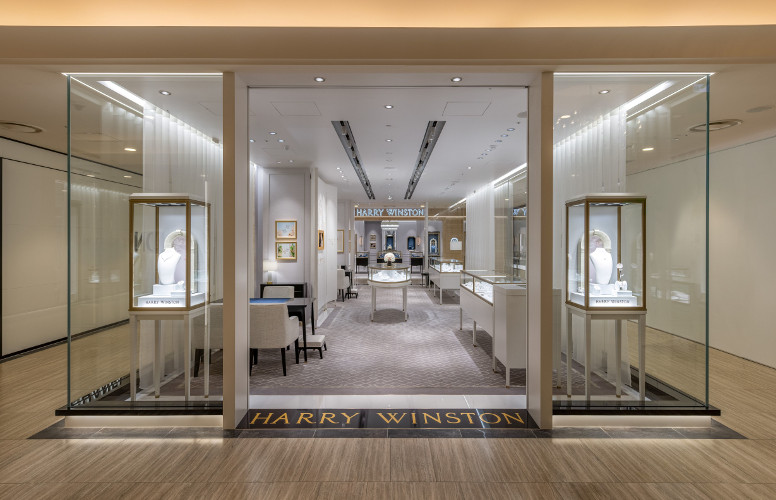 ハリー・ウィンストン阪急梅田店ザ・ワールド入口