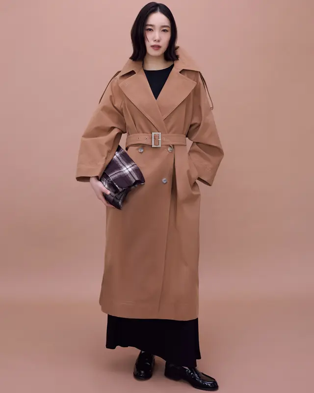 スプリングコートのコーデ