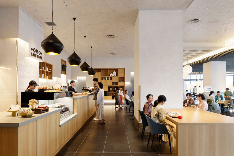 OMO7大阪のカフェバル