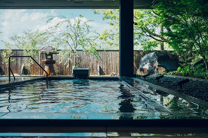 界 遠州の露天風呂 昼景