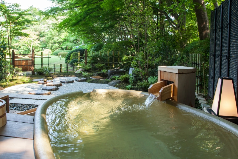 室内露天風呂の写真