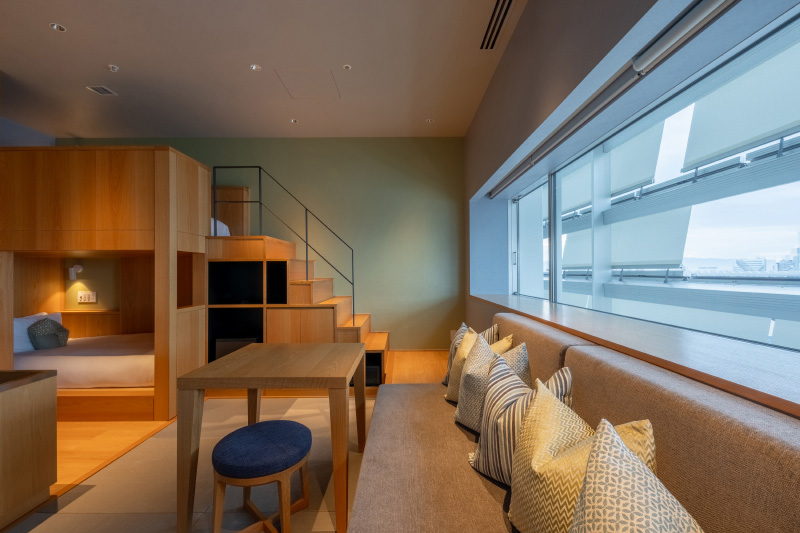 OMO7大阪の客室内観