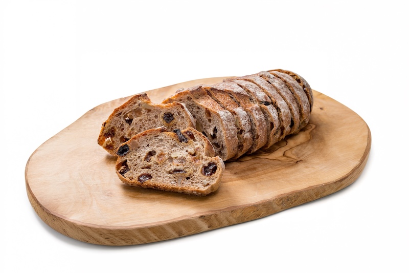 成城石井自家製 レーズンと胡桃のカンパーニュスライス