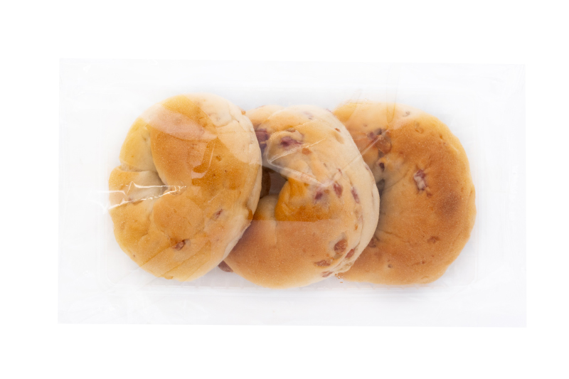 成城石井自家製 ごろっとマカダミアとクランベリーのもっちり湯種ベーグル