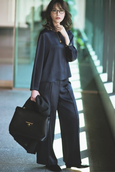 【4/9のコーデ】スマートなセットアップで装いも足取りも軽快に！